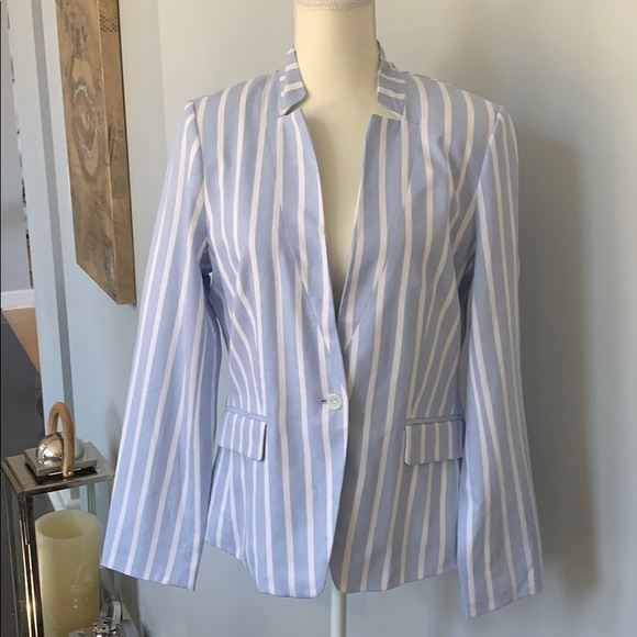Banana Republic Jackets & Blazers - NWT Size 10 Banana Republic Striped Blazer